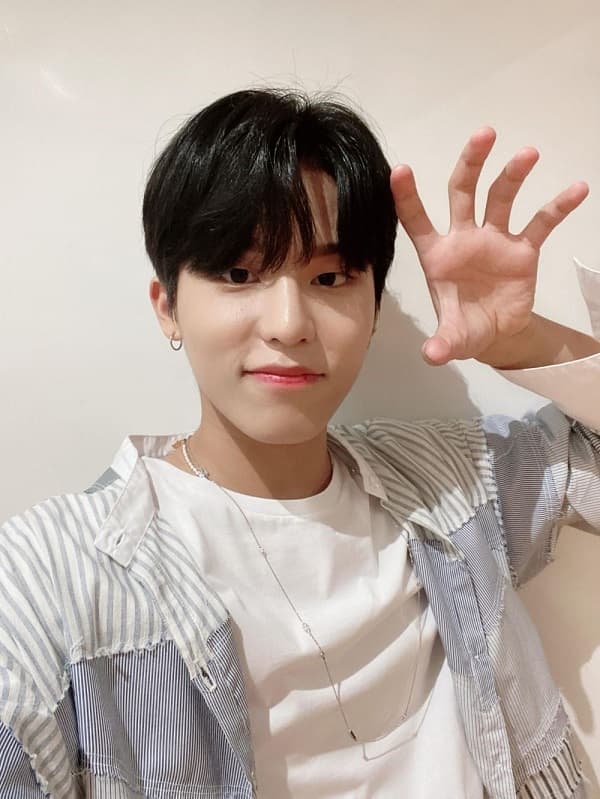 treasure_cerita_indonesia_jeong_woo_ingin_belajar_batik