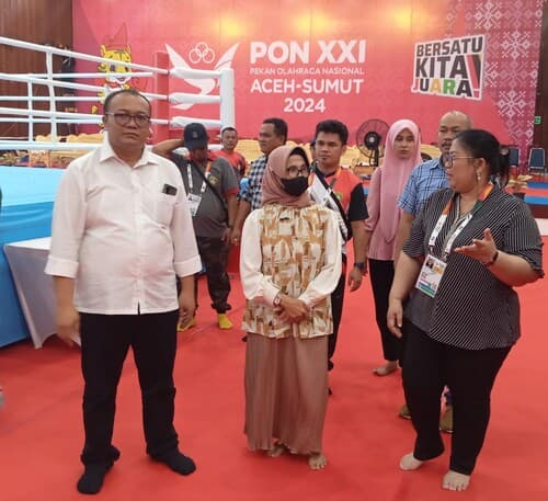 tribun_penonton_masih_kosong_panitia_tinju_pon_aceh_sumut_berikan_akses_masuk_masyarakat_tidak_miliki_tiket
