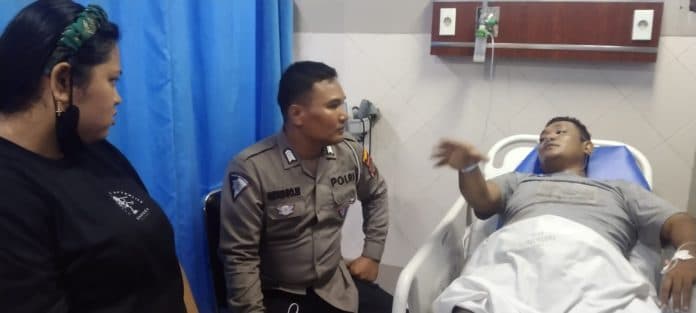 truk_tanpa_muatan_yang_dirusak_massa_sempat_tabrak_2_mobil_dan_4_motor_di_3_lokasi