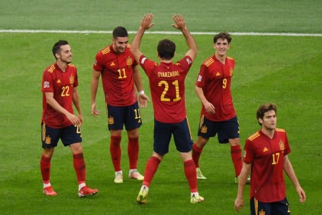 tumbangkan_italia_2_1_spanyol_melaju_ke_final_uefa
