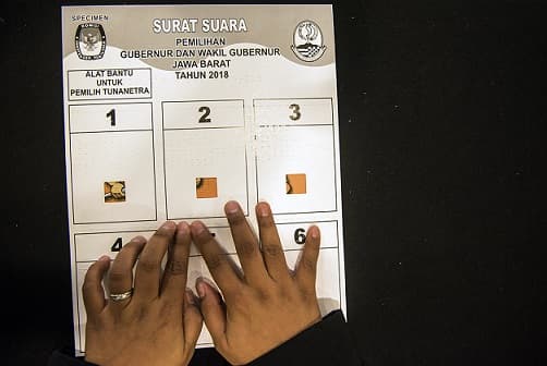 tuna_netra_terancam_absen_di_pemilu_2024_rosen_sinaga_pemerintah_harus_tanggung_jawab