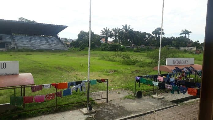 tuntaskan_pembangunan_stadion_sangnaualuh_jonson_tambunan_lagi_proses