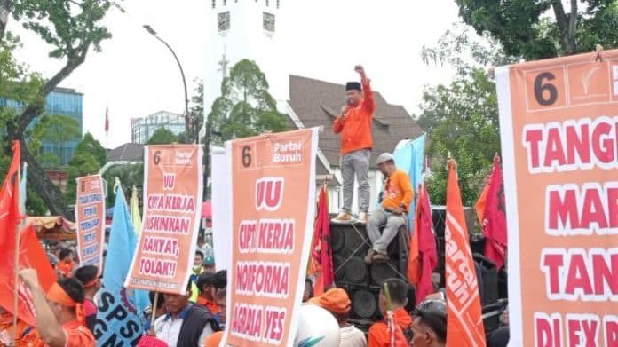 tuntut_kenaikan_upah_15_persen_partai_buruh_dan_serikat_pekerja_akan_demo_pj_gubernur_sumut_senin