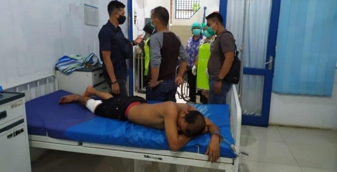 tusuk_dan_rampas_kalung_emas_nenek_nenek_tarigan_dibedil_polisi