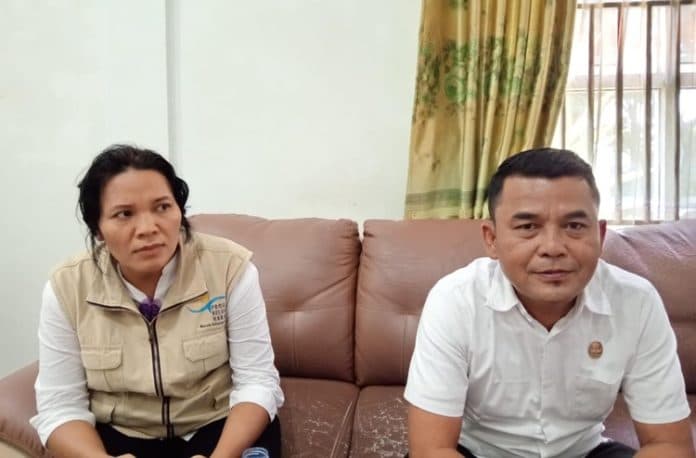 uang_ditransfer_ke_rekening_penerima_bantuan_kadis_sosial_samosir_hunjuk_bumdesta