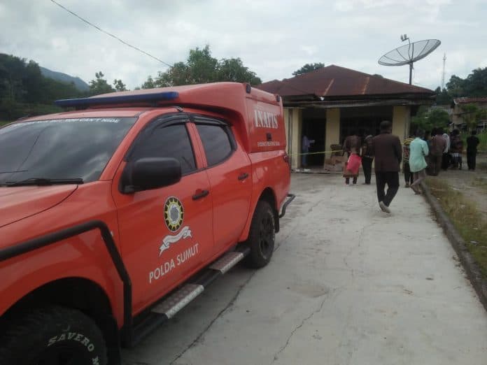 ungkap_kasus_pembunuhan_di_toba_inafis_dan_jatanras_polda_sumut_olah_tkp