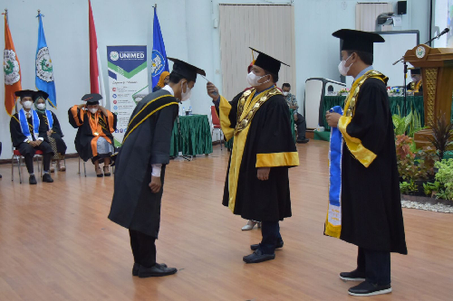 unimed_wisuda_661_lulusan_mahasiswa_periode_mei_2022