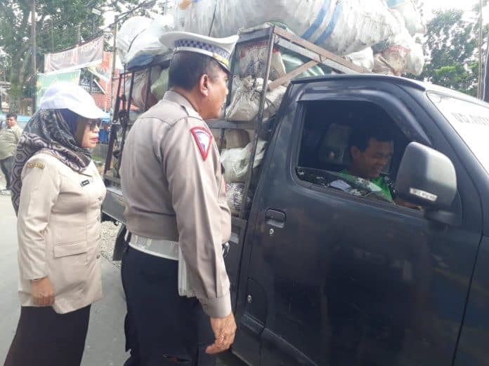 upt_samsat_sibuhuan_gandeng_satlantas_polres_palas_razia_pajak_kendaraan
