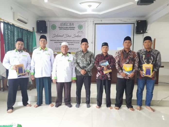 usai_dikukuhkan_pengurus_ldk_pab_buka_forum_kajian_kitab_kuning