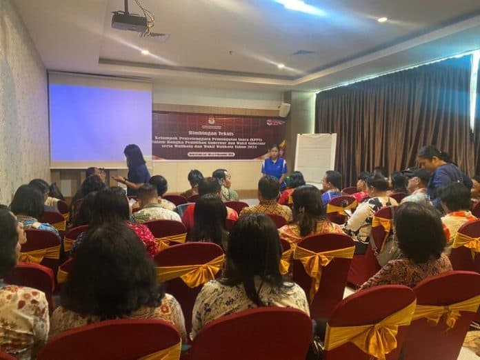 usai_dilantik_2877_anggota_kpps_pilkada_siantar_jalani_bimtek