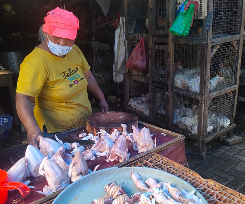 usai_libur_lebaran_harga_ayam_potong_masih_mahal_di_lubuk_pakam