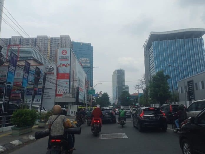usai_liburan_lalu_lintas_kota_medan_kembali_ramai