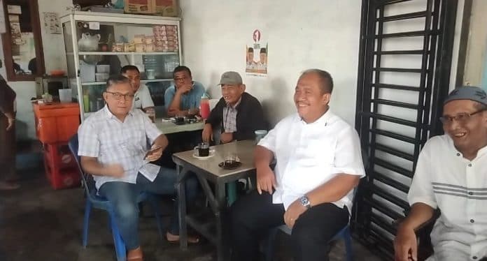 usai_memilih_taufik_santai_di_warkop_dan_optimis_menangkan_pilkada_asahan