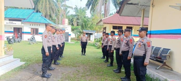 usai_pencoblosan_seluruh_kantor_ppk_dijaga_ketat_polres_labusel
