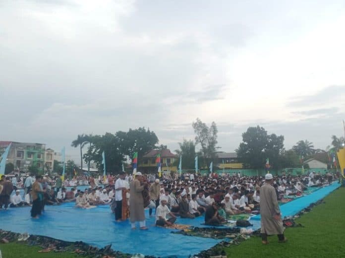 usai_shalat_idul_fitri_bobby_nasution_ajak_masyarakat_saling_bermaaf_maafan