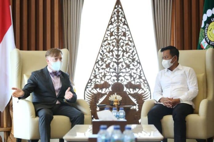 usu_jajaki_kerja_sama_pendidikan_dengan_amerika_serikat