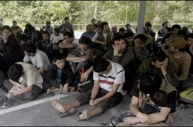uyghur_yang_terlupakan_dikurung_di_thailand_menghadapi_neraka_di_bumi