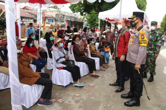 vaksinasi_massal_untuk_1000_orang_digelar_poldasu_di_taput
