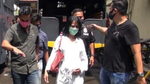 vanessa_angel_resmi_tersangka_narkoba_tapi_tidak_masuk_bui_begini_alasan_polisi