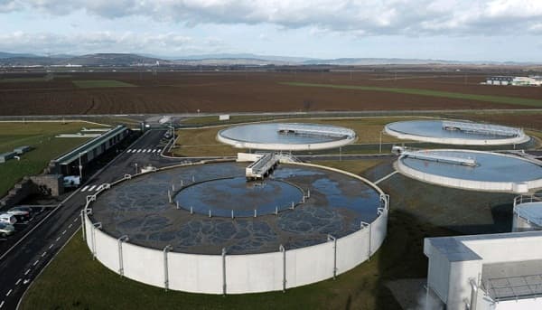 virus_corona_ditemukan_di_lokasi_pembuangan_limbah_paris