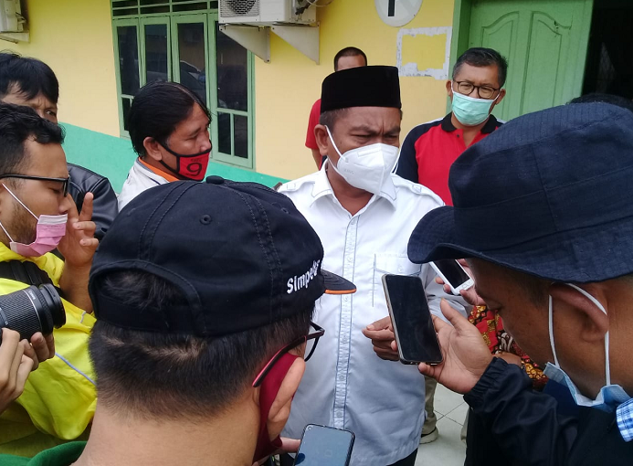 wabup_darma_wijaya_sidak_ke_dinas_pendidikan_sergai