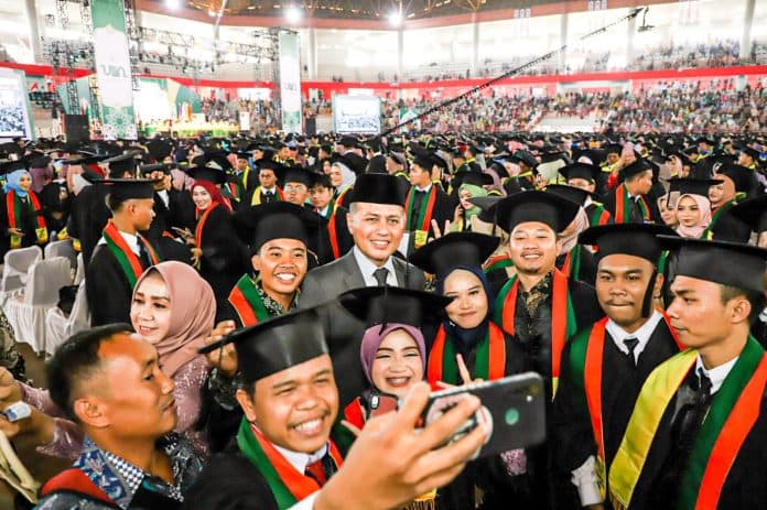 wagub_sumut_ingin_3066_wisudawan_uinsu_bisa_ciptakan_lapangan_kerja