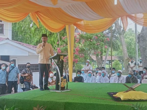 wagub_sumut_musa_rajeckshah_resmikan_mesjid_ummi_sarmah_di_ujung_padang_simalungun