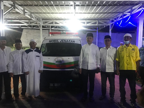 wagubsu_serahkan_mobil_jenazah_untuk_mesjid_istiqomah_deli_serdang