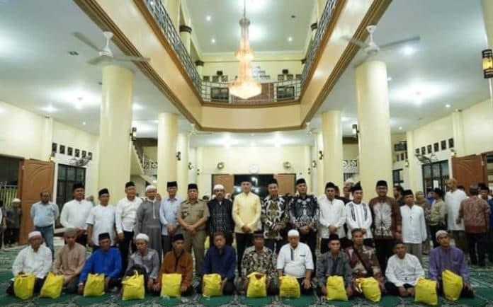 wagubsu_serahkan_tali_asih_ke_43_bilal_mayit_di_tebing_tinggi