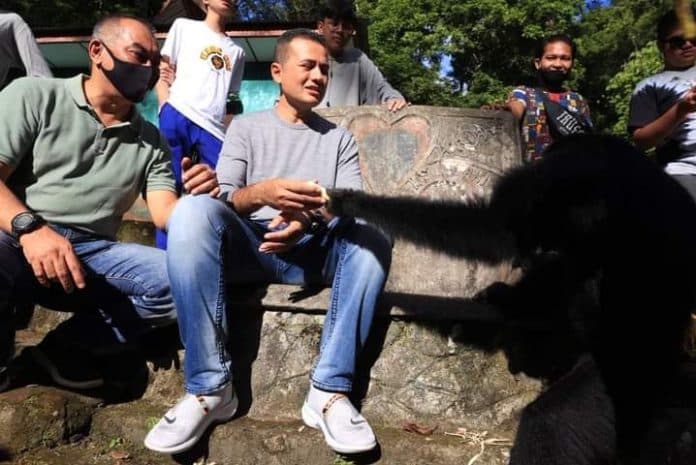 wagubsu_takjub_akan_potensi_taman_wisata_kera_sibaganding