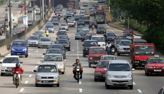 wah_masa_berlaku_sim_di_malaysia_hingga_10_tahun_bagaimana_di_indonesia