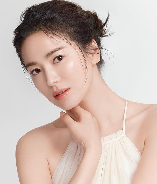 wajah_glowing_dan_sehat_berseri_lengkapi_6_vitamin_ini