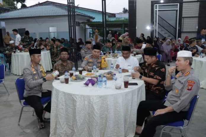 wakapolda_sumut_safari_ramadhan_ke_masjid_nurul_hidayah