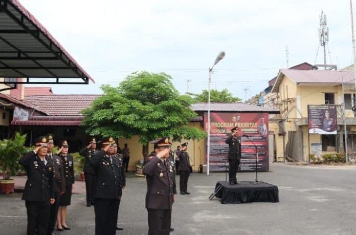 wakapolres_tebing_tinggi_tanamkan_nilai_kepahlawanan_dikehidupan_sehari_hari