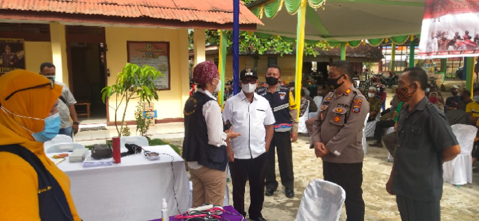 wakil_bupati_simalungun_hadiri_serbuan_vaksinasi_nasional_di_polsek_serbelawan