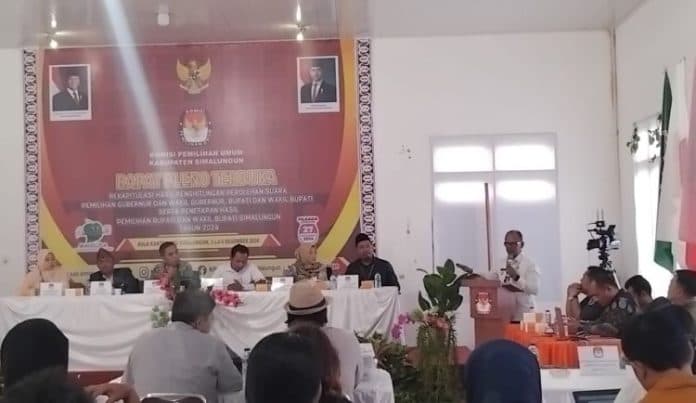 wakil_bupati_simalungun_tinjau_kesiapan_rapat_pleno_terbuka_tingkat_kabupaten