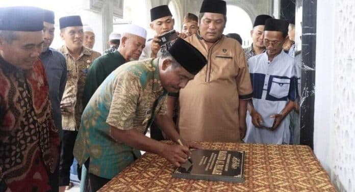wali_kota_binjai_safari_jumat_dan_resmikan_masjid_al_falah