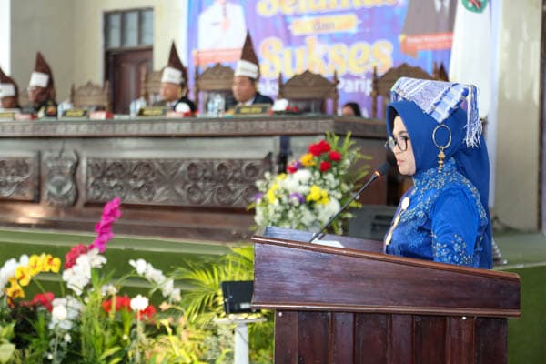 wali_kota_siantar_dukung_pembangunan_tugu_sangnaualuh_damanik
