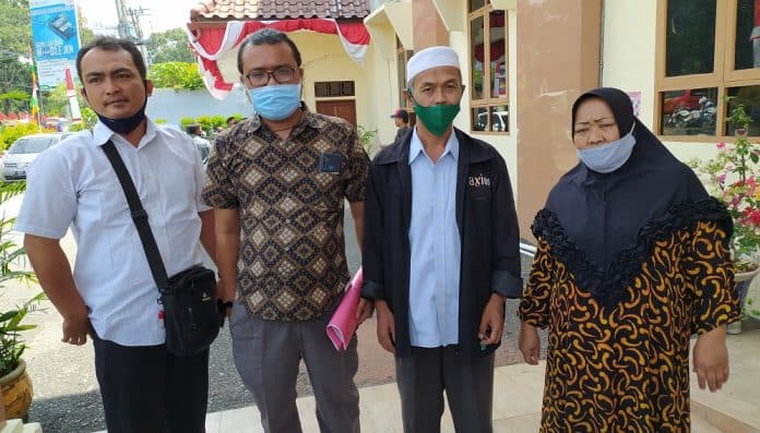 wali_kota_siantar_plin_plan_warga_gang_demak_kecewa