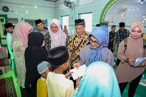 wali_kota_siantar_salurkan_santunan_ke_puluhan_anak_yatim