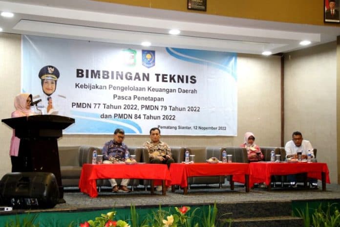 wali_kota_siantar_tekadkan_pengelola_keuangan_pemko_wajib_miliki_kompetensi