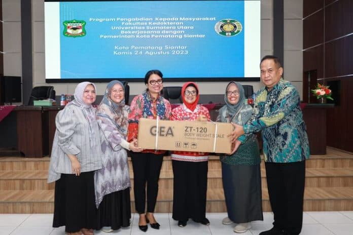 wali_kota_susanti_dewayani_terima_pkm_fk_usu_di_kota_siantar_teringat_masa_lalu