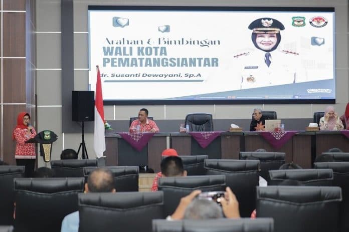 wali_kota_susanti_dorong_peningkatan_literasi_informasi_di_siantar