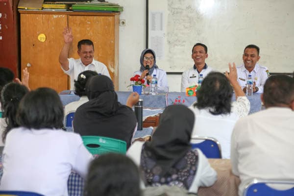 wali_kota_susanti_tinjau_fasilitas_2_smp_di_pematangsiantar