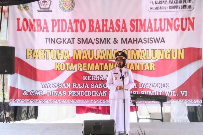 wali_kota_susanti_wacanakan_bangun_tugu_sangnaualuh_damanik_di_tahun_2024