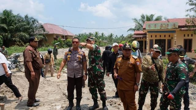 wali_kota_tanjungbalai_tinjau_lokasi_pembangunan_jalan_lingkar_selatan