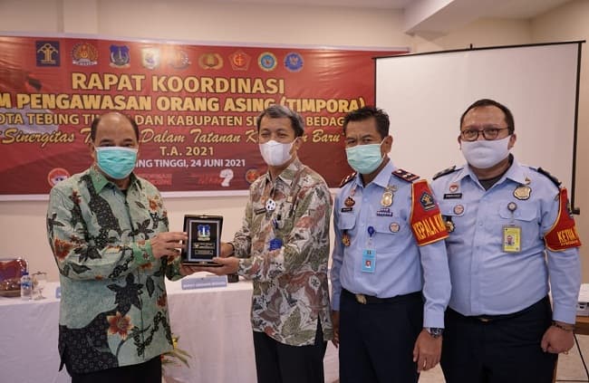 wali_kota_tebing_tinggi_imbau_tim_pora_perketat_pengawasan_orang_asing