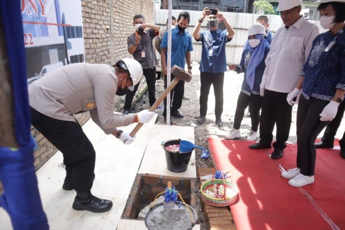 wali_kota_tebing_tinggi_minta_pembangunan_gedung_perhatikan_keselamatan_pekerja