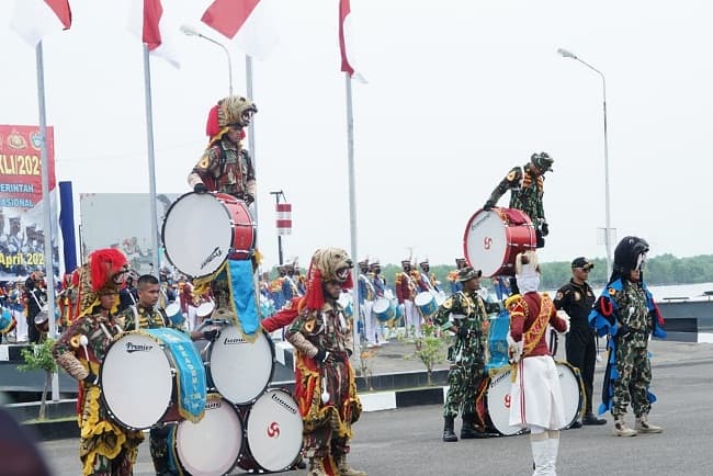 wali_kota_tebing_tinggi_sambut_para_taruna_peserta_latsitardanus_2021