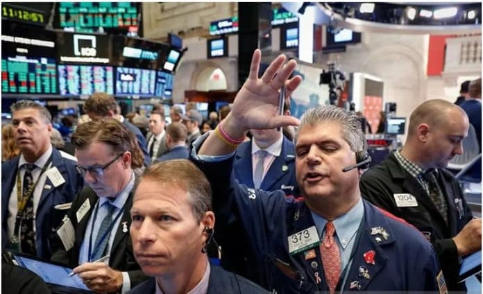 wall_street_bervariasi_dengan_nasdaq_berakhir_di_rekor_tertinggi_dua_hari_berturut